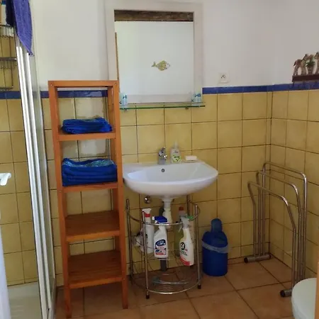Perisse, Le Petit Apartman Libaros