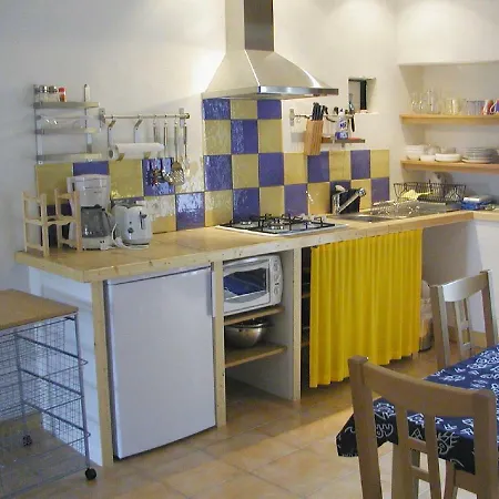 Perisse, Le Petit Apartman